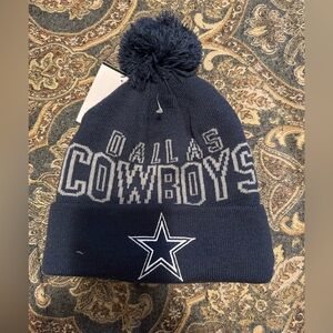 New Dallas Cowboys Pom Pom Beanie
